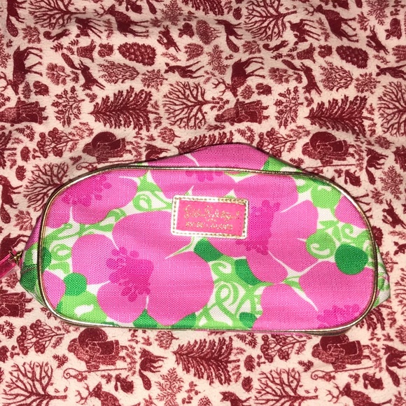 Lilly Pulitzer Handbags - 💘💫LILLY PULTIZER MAKEUP BAG💗🌟